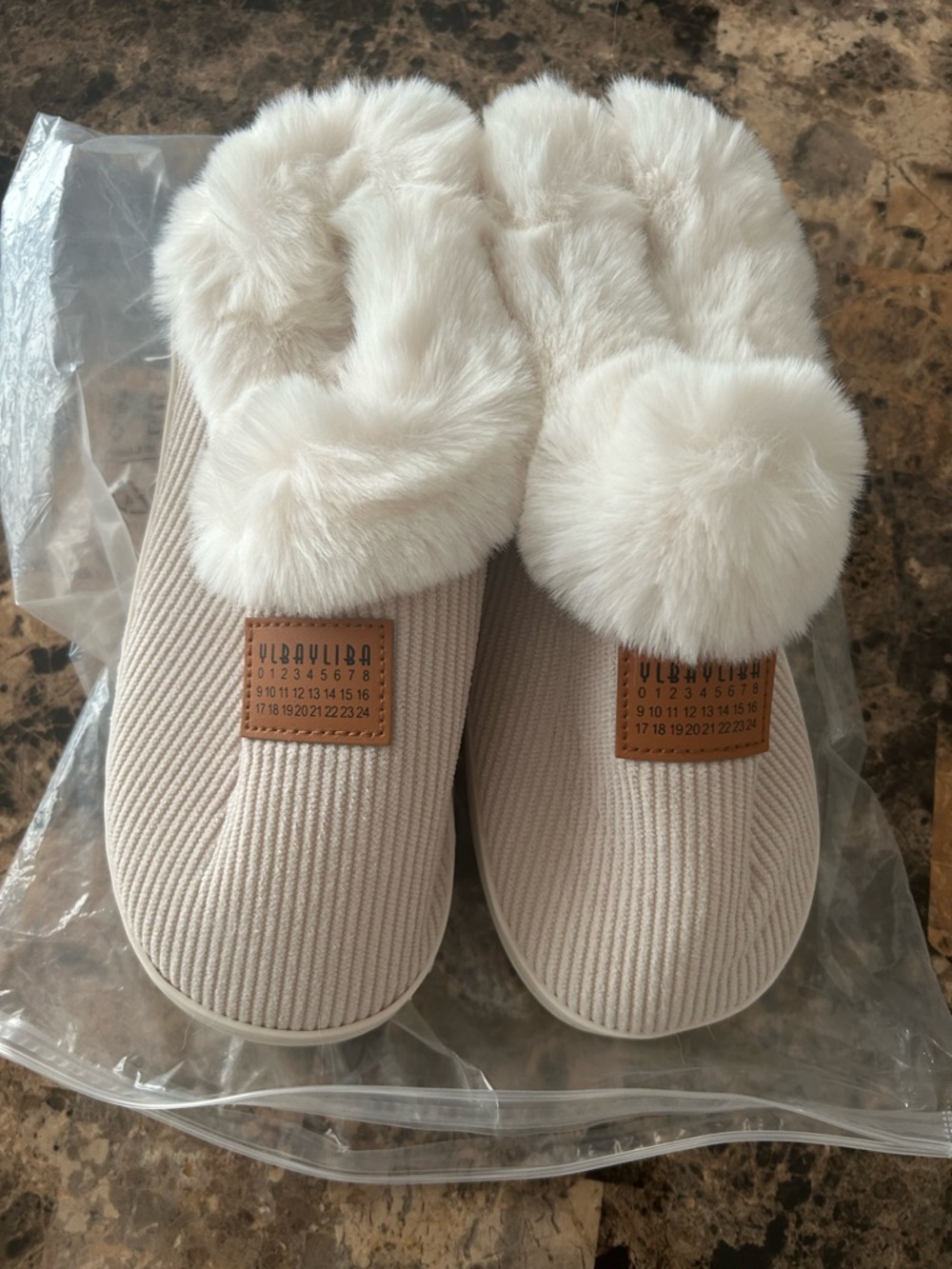 Cozy Faux Fur Pom-Pom Slippers - Cream